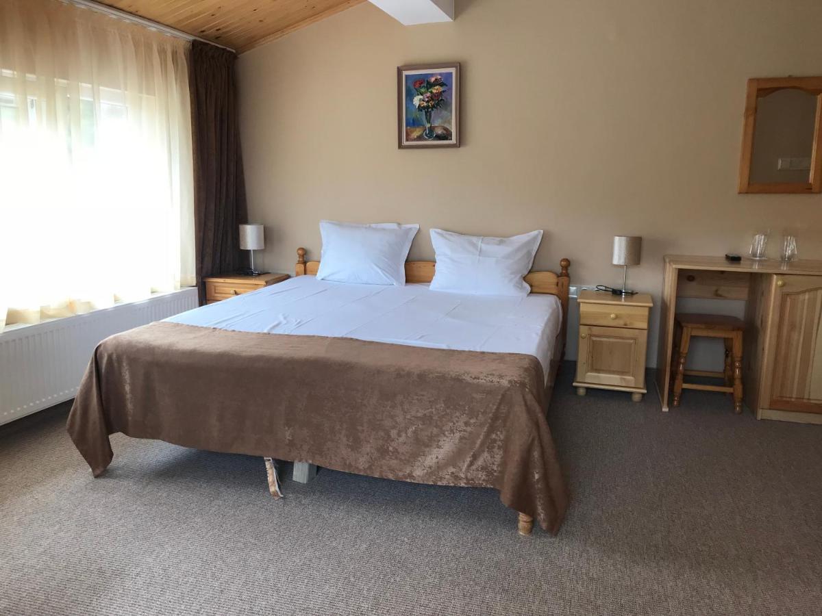 Комплекс Лебанов Hotel Yundola Екстериор снимка