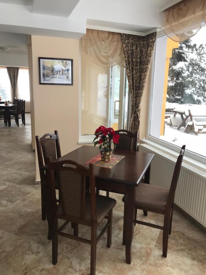 Комплекс Лебанов Hotel Yundola Екстериор снимка