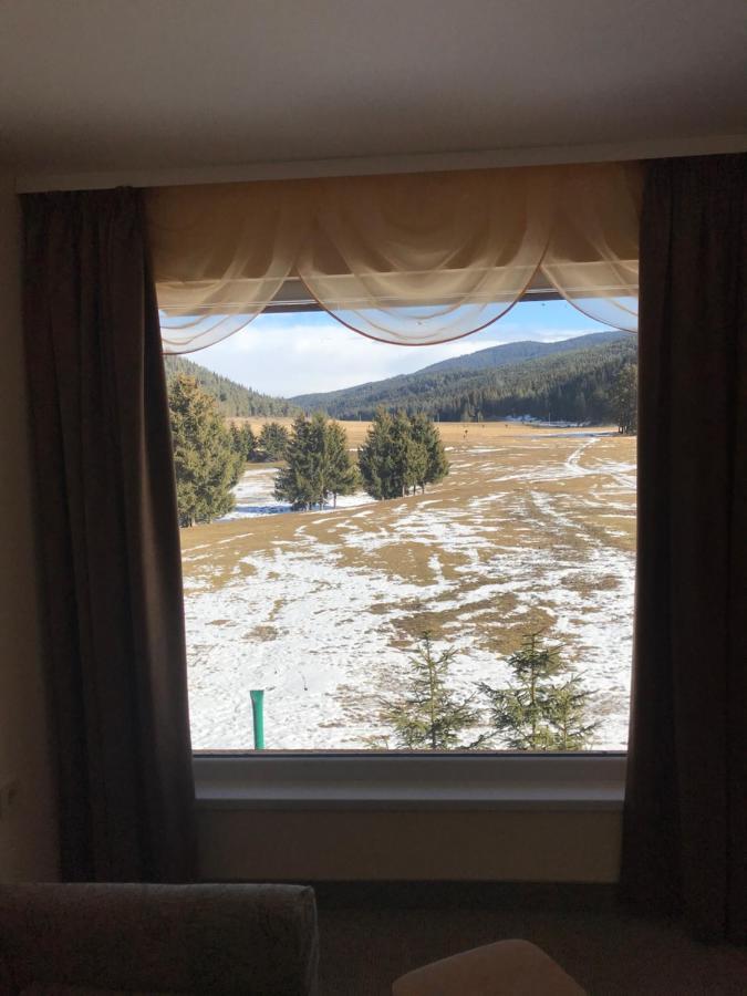 Комплекс Лебанов Hotel Yundola Екстериор снимка