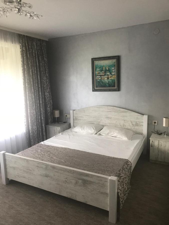 Комплекс Лебанов Hotel Yundola Екстериор снимка