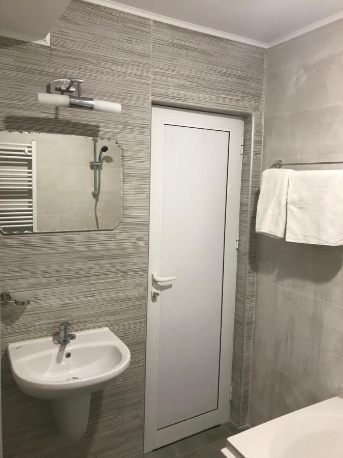 Комплекс Лебанов Hotel Yundola Екстериор снимка